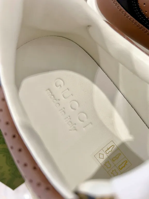 Gucci Shoe 